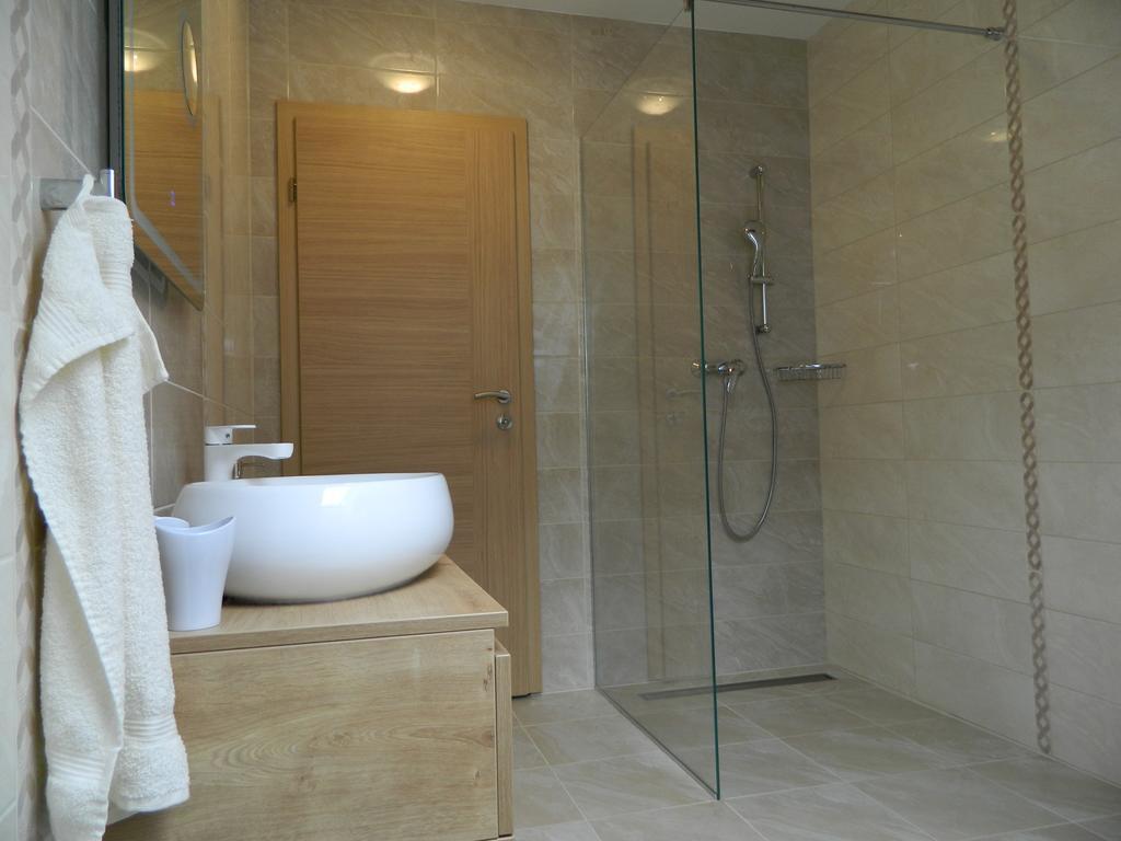 Domacija Loncnar- Apartment Bohinj Luaran gambar