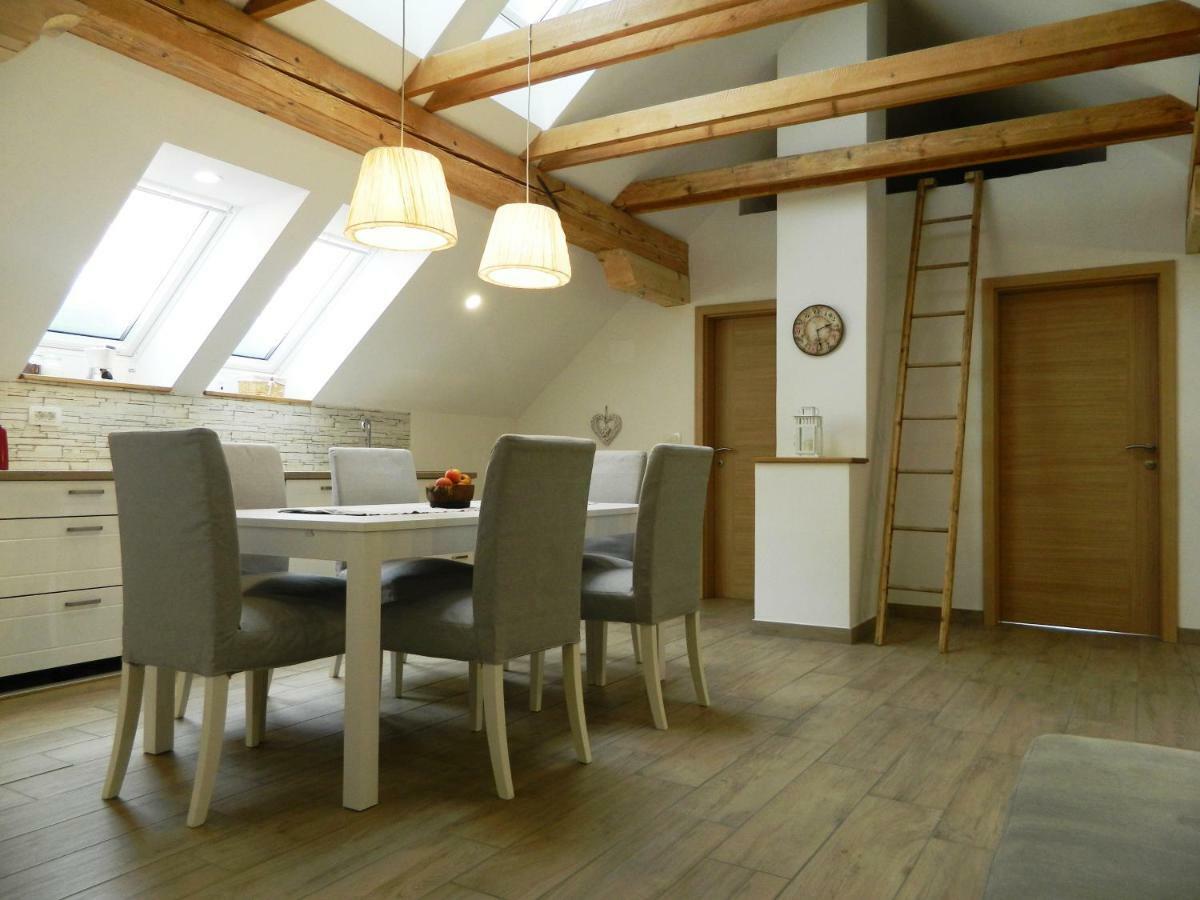 Domacija Loncnar- Apartment Bohinj Luaran gambar